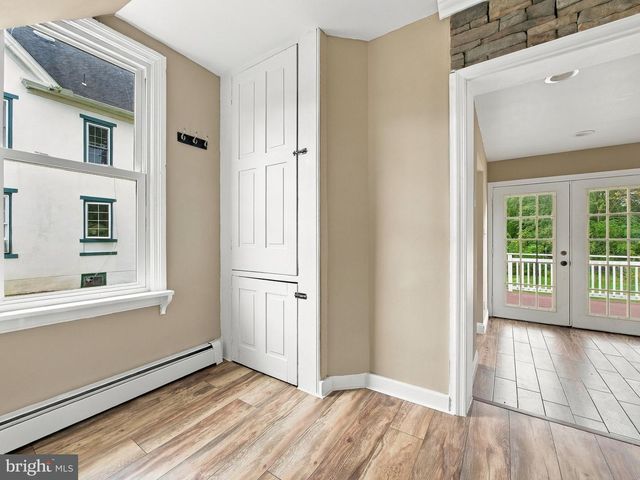120 S 11TH ST, Quakertown, PA 18951
