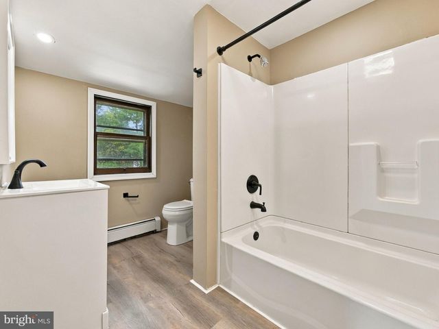 120 S 11TH ST, Quakertown, PA 18951