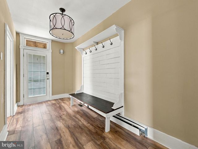 120 S 11TH ST, Quakertown, PA 18951