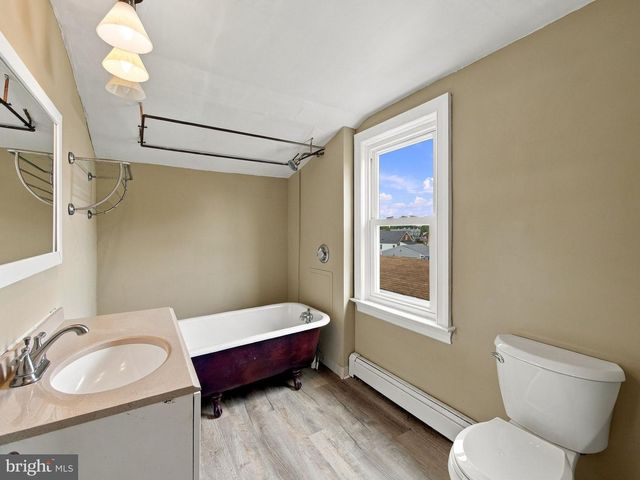 120 S 11TH ST, Quakertown, PA 18951