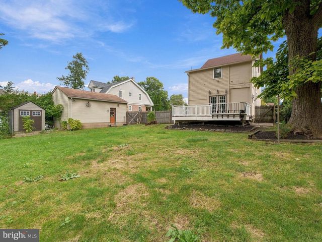 120 S 11TH ST, Quakertown, PA 18951