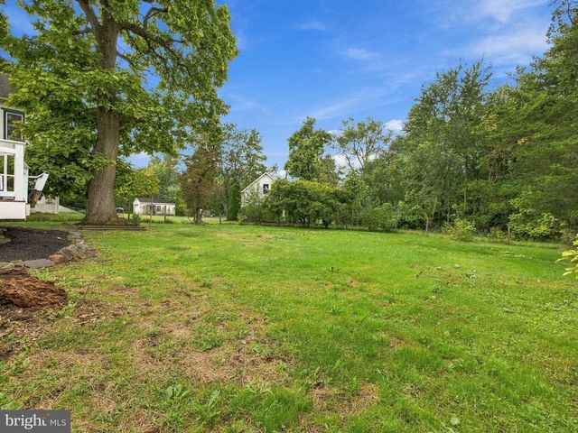 120 S 11TH ST, Quakertown, PA 18951