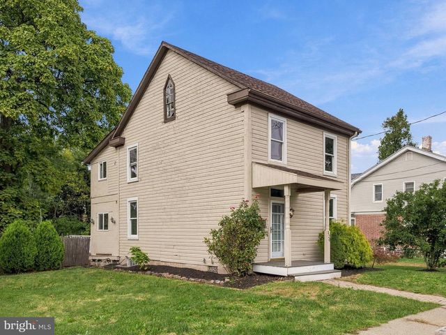 120 S 11TH ST, Quakertown, PA 18951