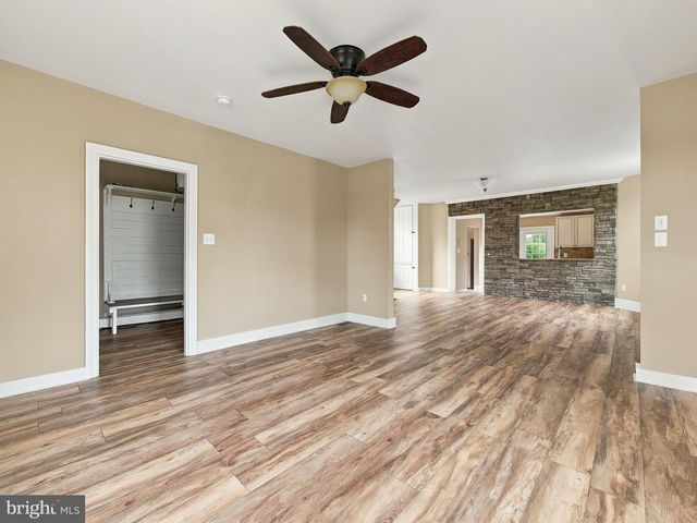120 S 11TH ST, Quakertown, PA 18951