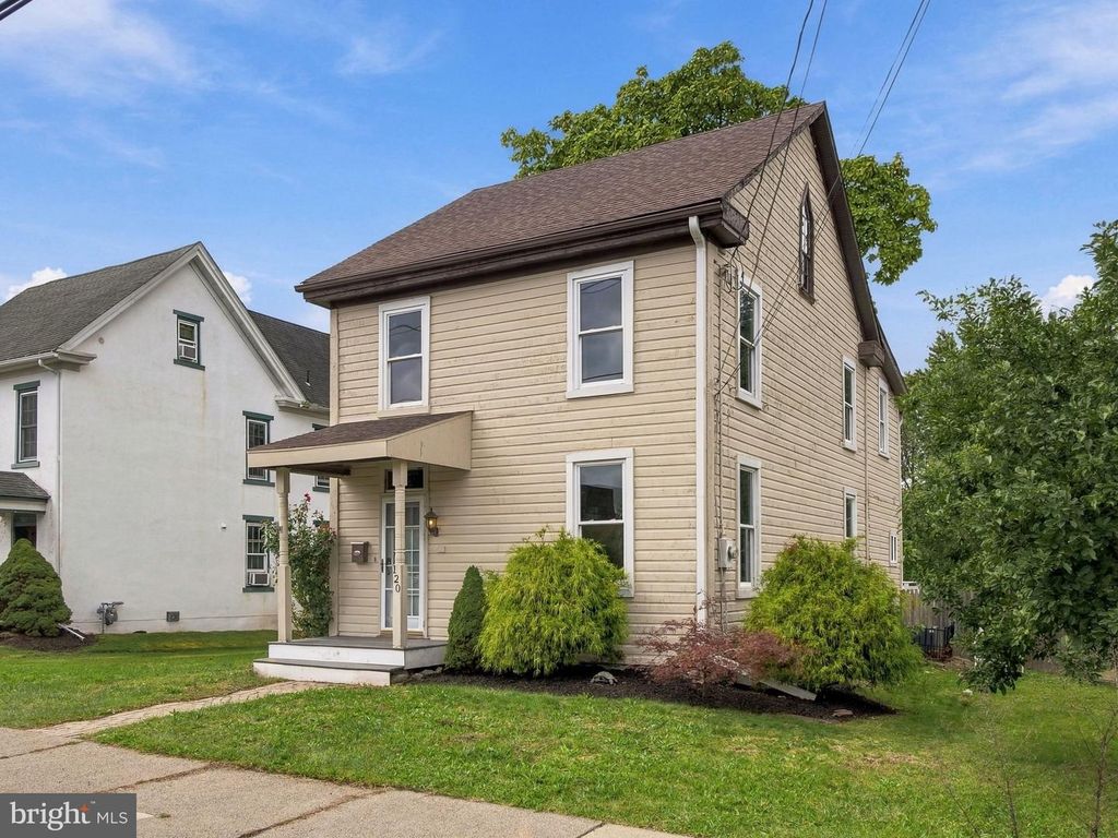 120 S 11TH ST, QUAKERTOWN, PA 18951 — photo 2