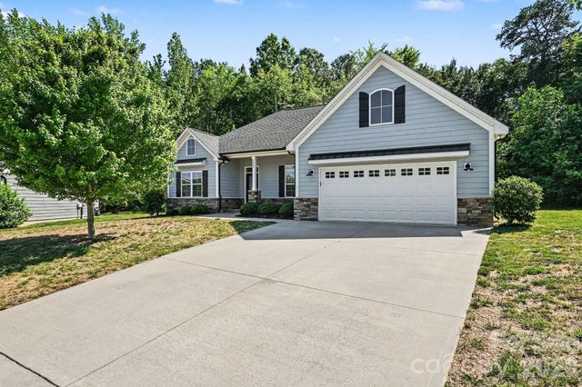 2660 NW Poplar Cove Drive NW, Concord, NC 28027