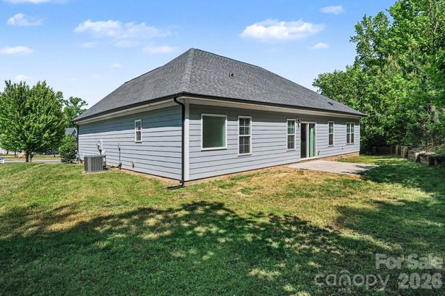 2660 NW Poplar Cove Drive NW, Concord, NC 28027