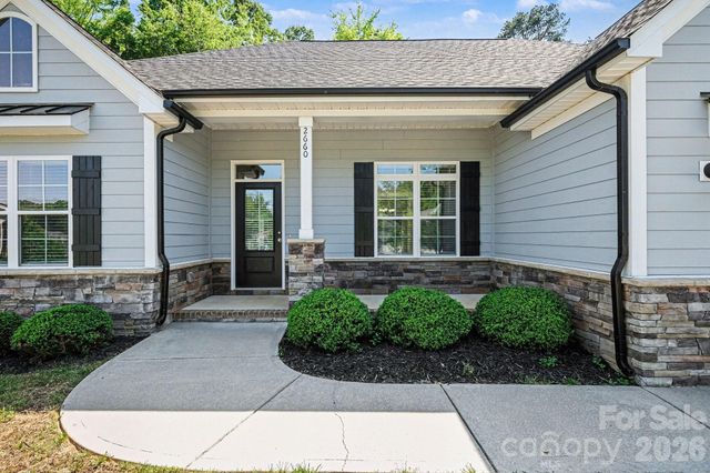 2660 NW Poplar Cove Drive NW, Concord, NC 28027