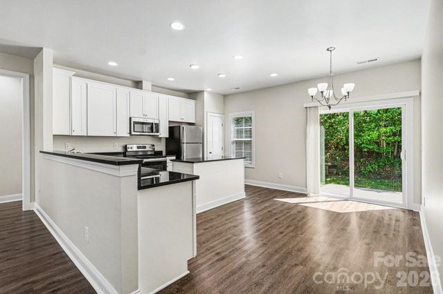 2660 NW Poplar Cove Drive NW, Concord, NC 28027