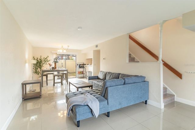 1836 N CRYSTAL LAKE DRIVE 104, Lakeland, FL 33801