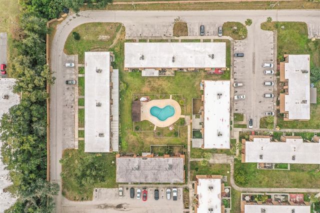 1836 N CRYSTAL LAKE DRIVE 104, Lakeland, FL 33801