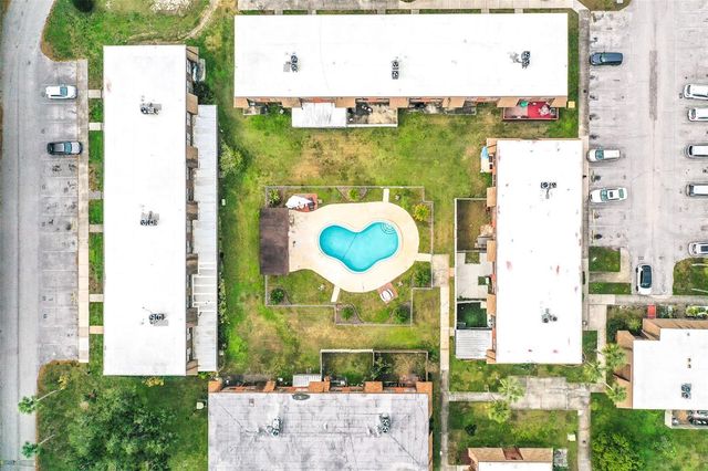 1836 N CRYSTAL LAKE DRIVE 104, Lakeland, FL 33801