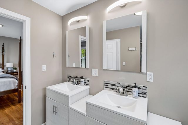 24 Hiler Street, Manchester, NH 03109