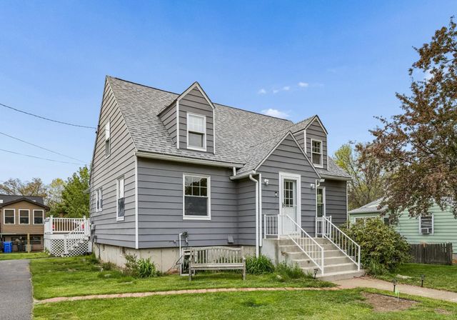 24 Hiler Street, Manchester, NH 03109