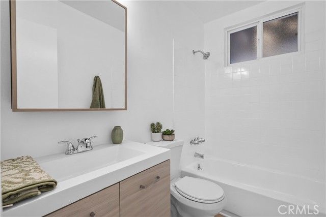 925 El Paso, Highland Park (los Angeles), CA 90042