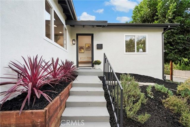 925 El Paso, Highland Park (los Angeles), CA 90042