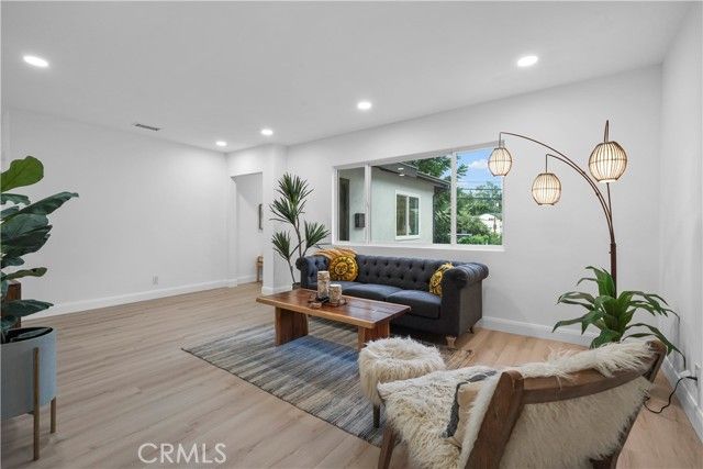 925 El Paso, Highland Park (los Angeles), CA 90042