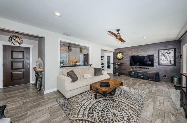 1613 ELIZABETH LANE, Clearwater, FL 33755