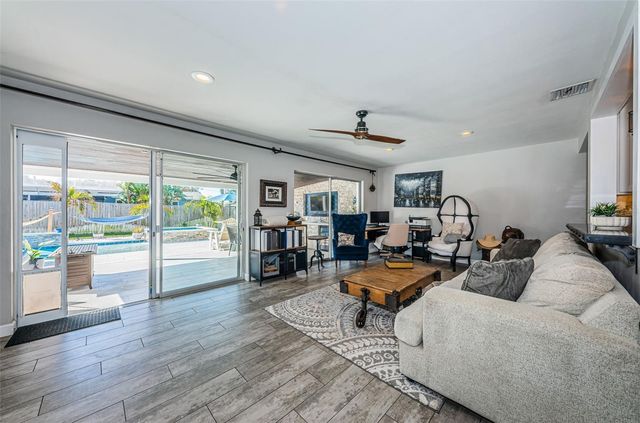 1613 ELIZABETH LANE, Clearwater, FL 33755