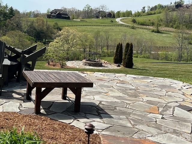 4642 Bearwallow Road, Hendersonville, NC 28792