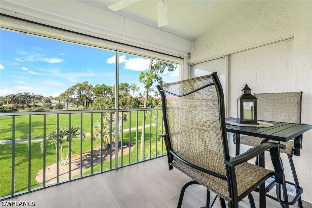 7360 Glenmoor LN 4301, Naples, FL 34104