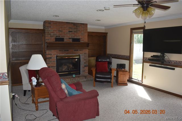 828 Sun Valley Drive, North Tonawanda, NY 14120
