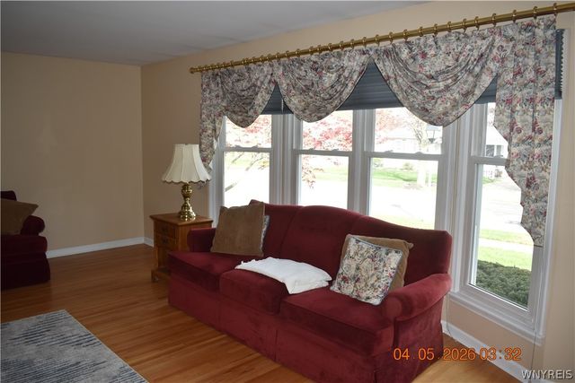 828 Sun Valley Drive, North Tonawanda, NY 14120