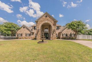 7 Oak Run Court, Mansfield, TX 76063