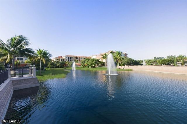 21490 Strada Nuova CIR 201, Estero, FL 33928