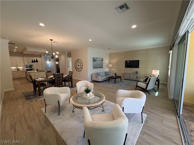 21490 Strada Nuova CIR 201, Estero, FL 33928