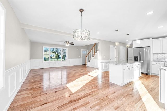 39 Wallace, Springfield, MA 01119