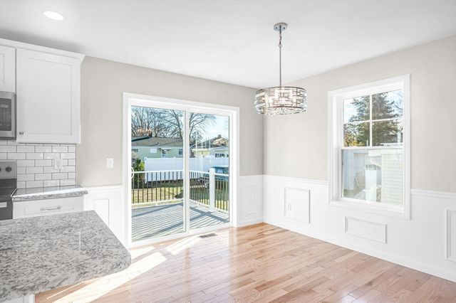 39 Wallace, Springfield, MA 01119