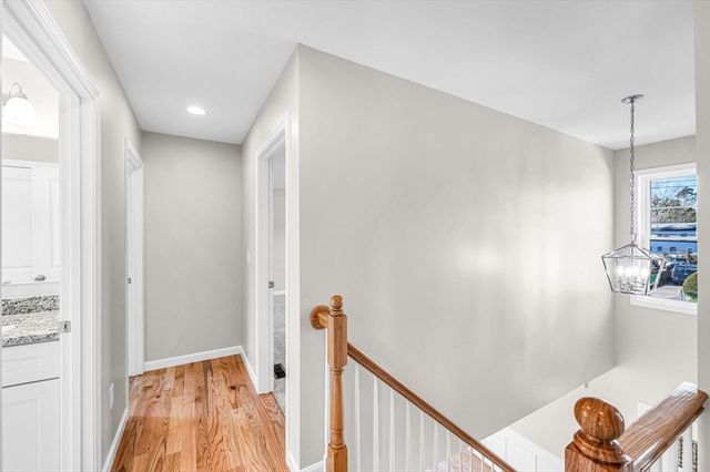 39 Wallace, Springfield, MA 01119