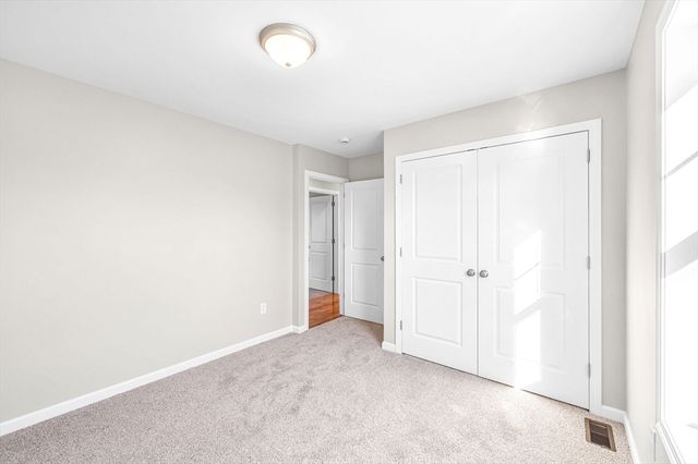 39 Wallace, Springfield, MA 01119