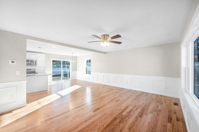 39 Wallace, Springfield, MA 01119