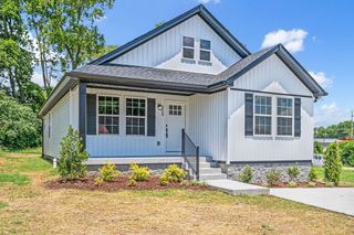 128 W Morningside Dr, Gallatin, TN 37066