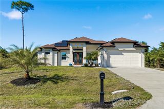 5008 Gunn CIR, Labelle, FL 33935