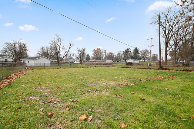749 W New Monee Road, Crete, IL 60417
