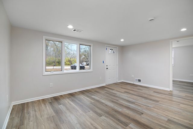 749 W New Monee Road, Crete, IL 60417