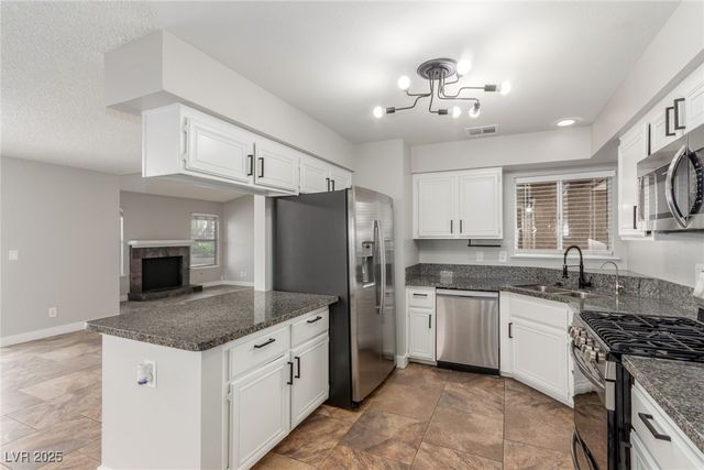 3012 Light Wind Court, Las Vegas, NV 89108