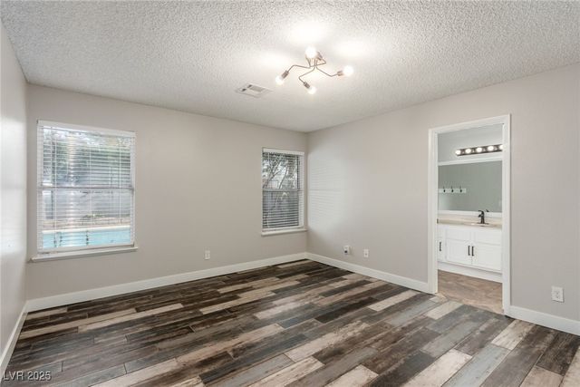 3012 Light Wind Court, Las Vegas, NV 89108