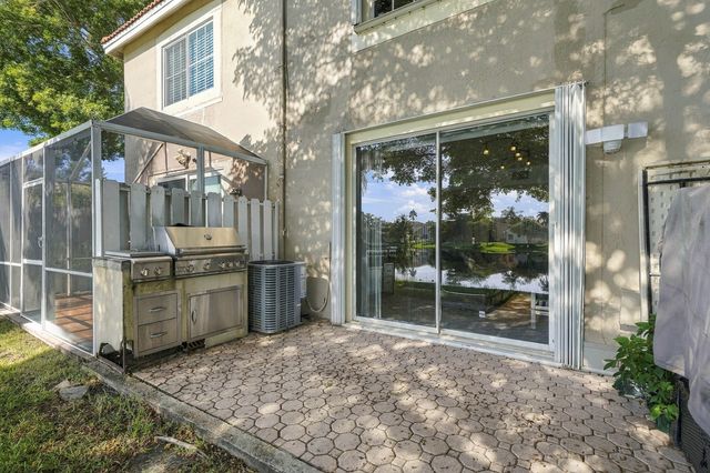 1521 Sorrento Drive 1521, Weston, FL 33326