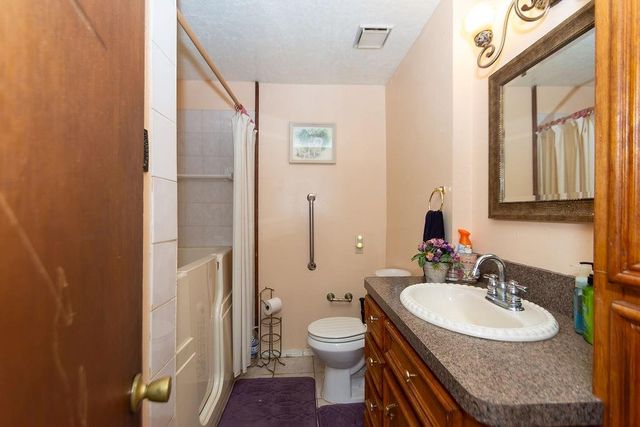 8002 Richland Drive, Houston, TX 77028