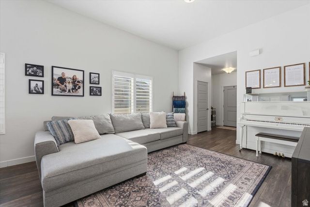 6548 N FIONA ST, Eagle Mountain, UT 84005