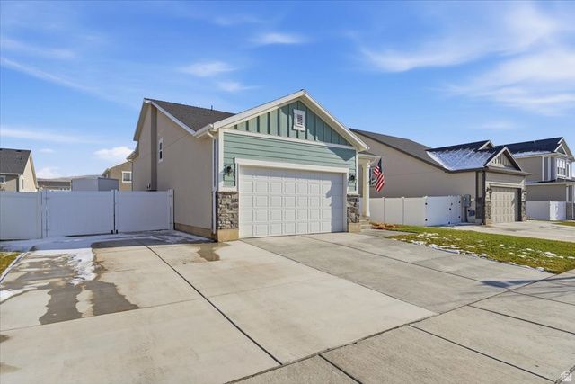 6548 N FIONA ST, Eagle Mountain, UT 84005