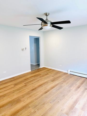 10425 S Hale Avenue 1A, Chicago, IL 60643