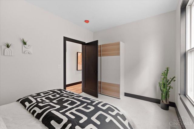 3531 Eden Avenue, Cincinnati, OH 45229