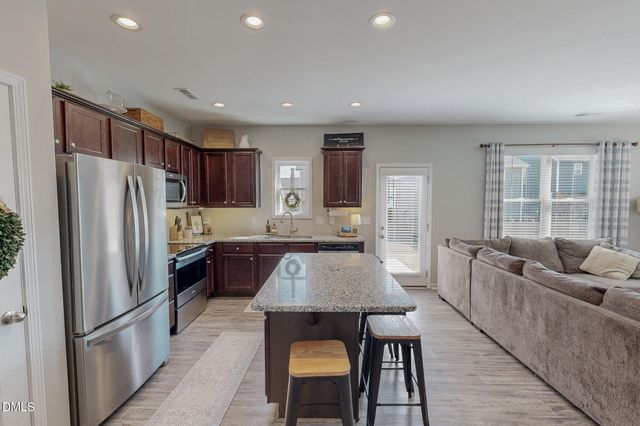 46 Principal Way, Clayton, NC 27520