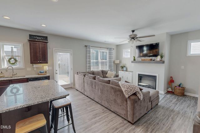 46 Principal Way, Clayton, NC 27520