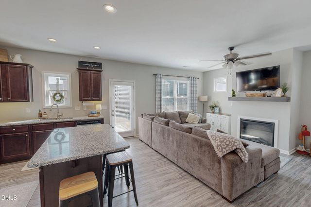 46 Principal Way, Clayton, NC 27520